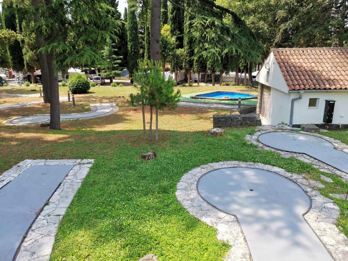 Apartma Vatovec Ankaran Buitenkant foto